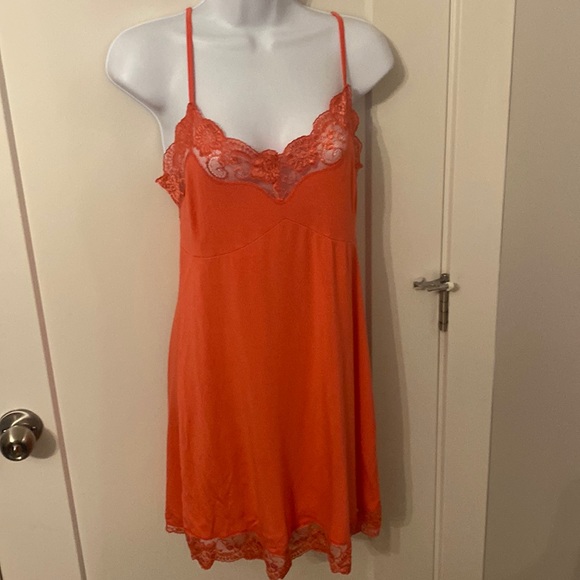 Arianna Made in Italy Negligee - Picture 1 of 6